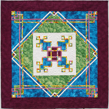 Color picture of the New Circuitry quilt.
