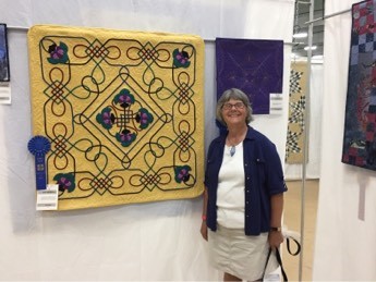 [Sue Smith's First Place winning quilt]