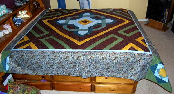 Kim Olson's pieced Celtic quilt top.